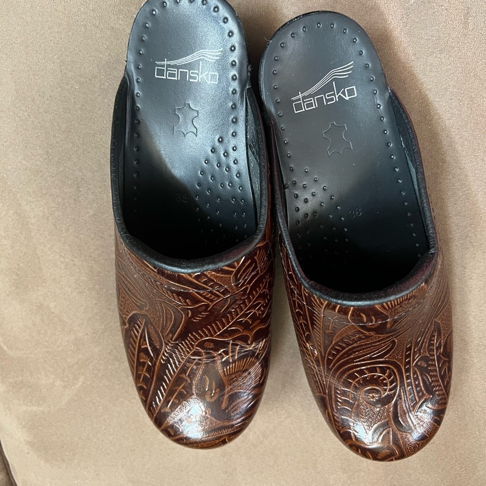 Dansko Mule Size 38 Eu/7.5-8 Us - image 2